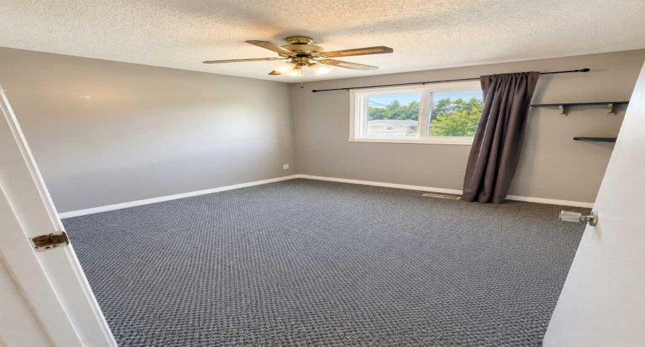9309 103 Avenue, Grande Prairie, Alberta T8V 1E1, 8 Bedroom Bedrooms, 0 ,4 BathroomBathrooms,Residential,For Sale,103,0,A2327651