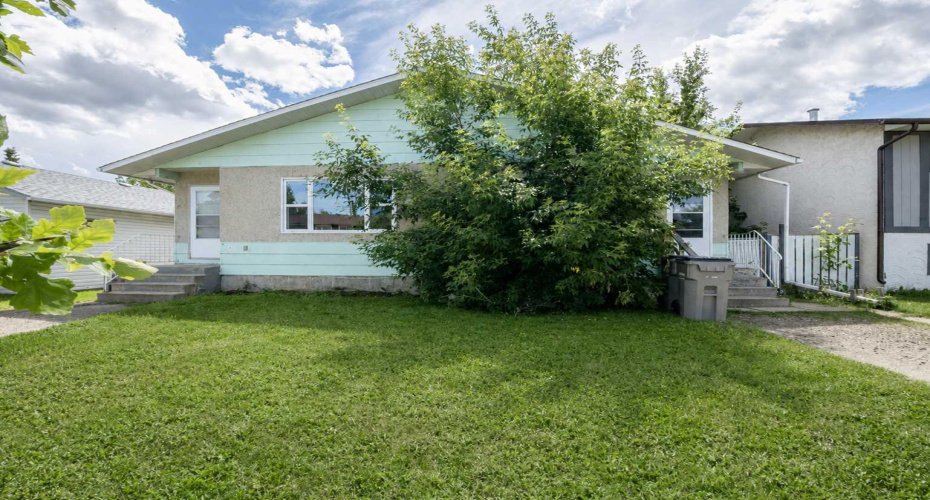 9309 103 Avenue, Grande Prairie, Alberta T8V 1E1, 8 Bedroom Bedrooms, 0 ,4 BathroomBathrooms,Residential,For Sale,103,0,A2327651