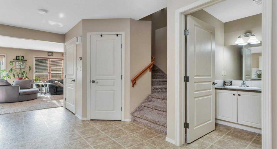 3 Legend Court, Sylvan Lake, Alberta T4S0B1, 3 Bedroom Bedrooms, 0 ,3 BathroomBathrooms,Residential,For Sale,Legend,0,A2327654