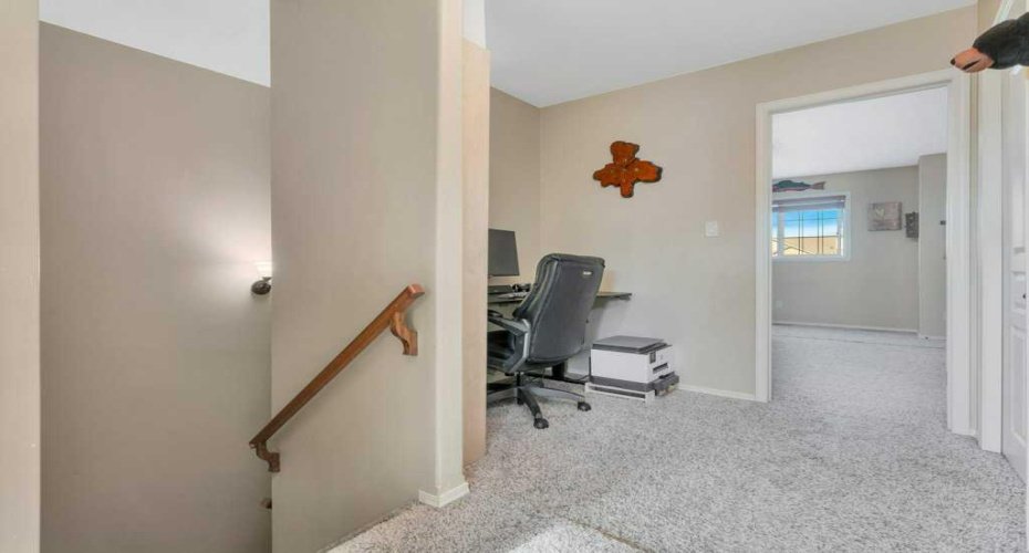 3 Legend Court, Sylvan Lake, Alberta T4S0B1, 3 Bedroom Bedrooms, 0 ,3 BathroomBathrooms,Residential,For Sale,Legend,0,A2327654