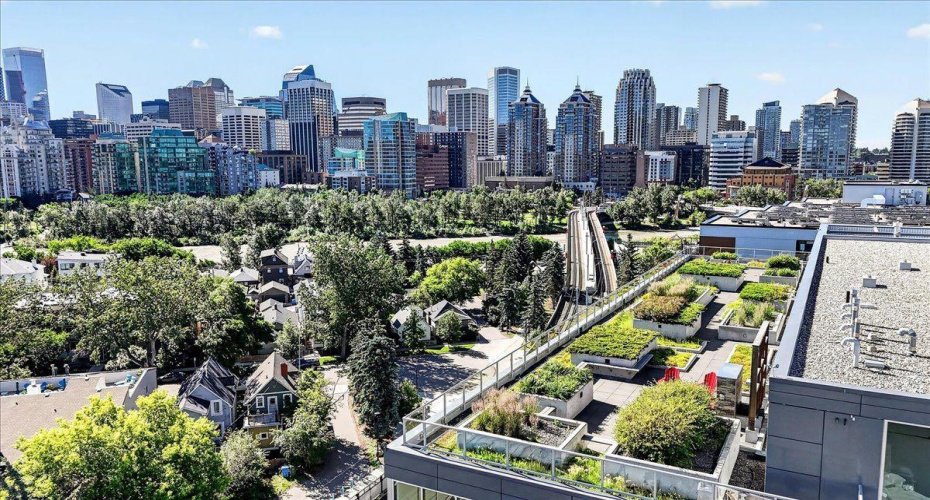 235 9A Street, Calgary, Alberta T2N 4H7, 1 Bedroom Bedrooms, 0 ,1 BathroomBathrooms,Residential,For Sale,9A,0,A2327665