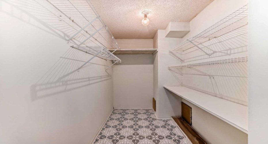 Large In Suite Storage