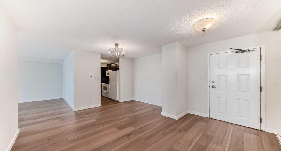 924 14 Avenue, Calgary, Alberta T2R 0N7, 2 Bedroom Bedrooms, 0 ,1 BathroomBathrooms,Residential,For Sale,14,0,A2327666