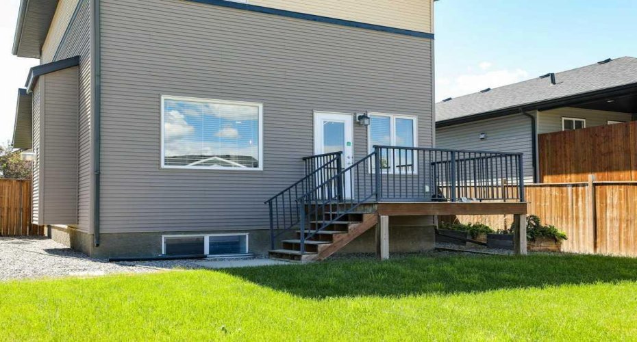 59 Lasalle Road, Lethbridge, Alberta T1J5A8, 4 Bedroom Bedrooms, 0 ,4 BathroomBathrooms,Residential,For Sale,Lasalle,0,A2327676