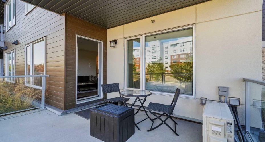 700 Shawnee Square, Calgary, Alberta T2Y0T6, 2 Bedroom Bedrooms, 0 ,2 BathroomBathrooms,Residential,For Sale,Shawnee,0,A2327678