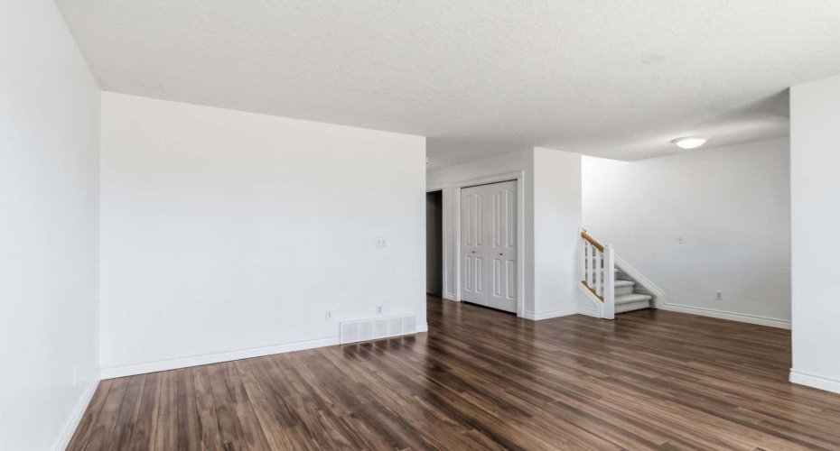 130 St. Laurent Way, Fort McMurray, Alberta T9K2K2, 4 Bedroom Bedrooms, 0 ,4 BathroomBathrooms,Residential,For Sale,St. Laurent,0,A2327695