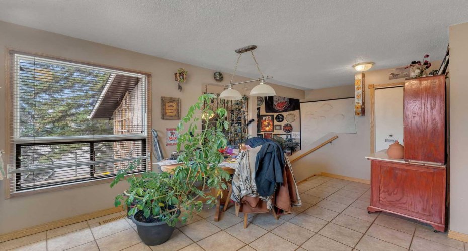115 Deerfield Drive, Calgary, Alberta T2J 6T9, 2 Bedroom Bedrooms, 0 ,1 BathroomBathrooms,Residential,For Sale,Deerfield,0,A2327703