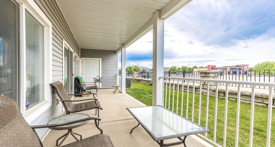 328 Northlands Pointe, Medicine Hat, Alberta T1C0C1, 3 Bedroom Bedrooms, 0 ,2 BathroomBathrooms,Residential,For Sale,Northlands,0,A2327711