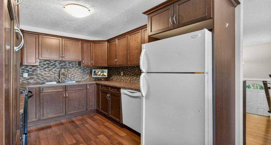 20 McKinley Road, Calgary, Alberta T2Z1T6, 4 Bedroom Bedrooms, 0 ,2 BathroomBathrooms,Residential,For Sale,McKinley,0,A2327712