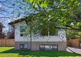 20 McKinley Road, Calgary, Alberta T2Z1T6, 4 Bedroom Bedrooms, 0 ,2 BathroomBathrooms,Residential,For Sale,McKinley,0,A2327712