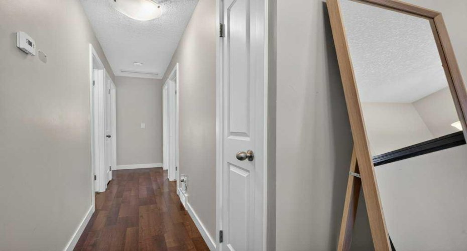 20 McKinley Road, Calgary, Alberta T2Z1T6, 4 Bedroom Bedrooms, 0 ,2 BathroomBathrooms,Residential,For Sale,McKinley,0,A2327712