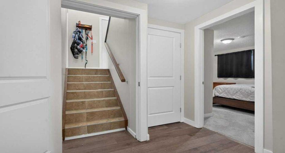 20 McKinley Road, Calgary, Alberta T2Z1T6, 4 Bedroom Bedrooms, 0 ,2 BathroomBathrooms,Residential,For Sale,McKinley,0,A2327712