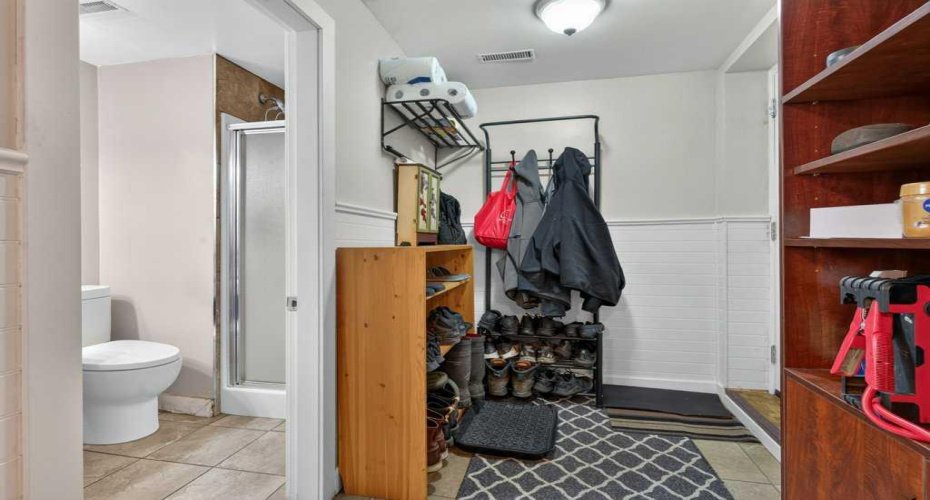 20 McKinley Road, Calgary, Alberta T2Z1T6, 4 Bedroom Bedrooms, 0 ,2 BathroomBathrooms,Residential,For Sale,McKinley,0,A2327712