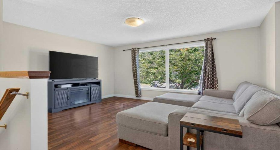 20 McKinley Road, Calgary, Alberta T2Z1T6, 4 Bedroom Bedrooms, 0 ,2 BathroomBathrooms,Residential,For Sale,McKinley,0,A2327712