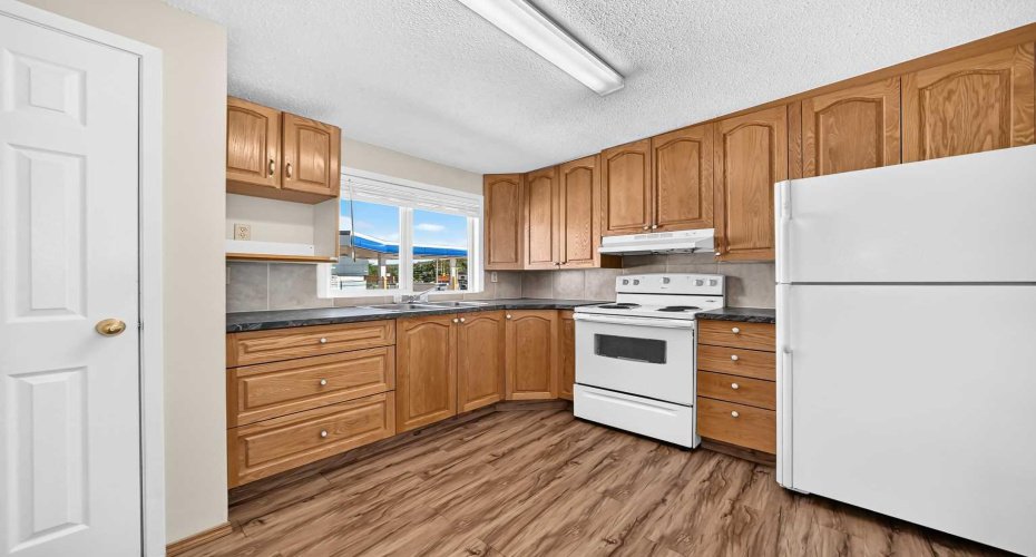 5113 17 Avenue, Calgary, Alberta T3B 0P8, 10 Bedroom Bedrooms, 0 ,4 BathroomBathrooms,Residential,For Sale,17,0,A2327732