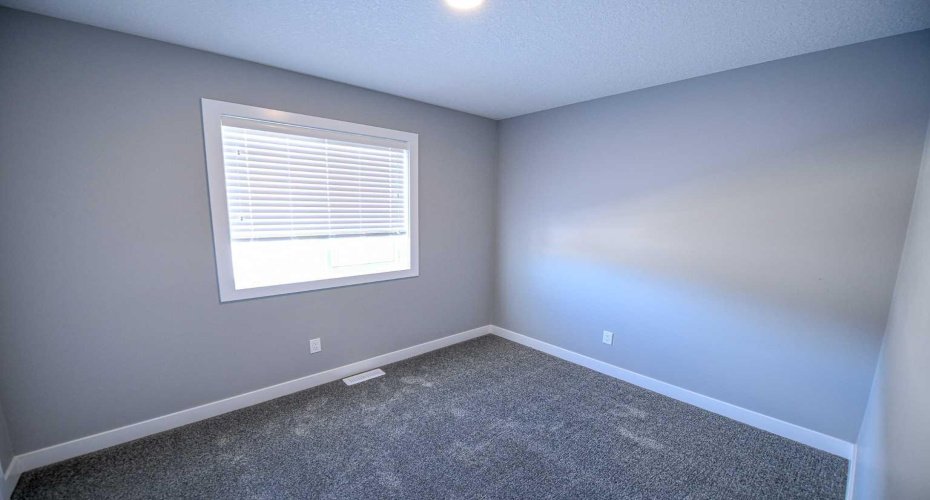 9519 113 Avenue, Clairmont, Alberta T8X0T2, 3 Bedroom Bedrooms, 0 ,2 BathroomBathrooms,Rental,113,0,A2327739