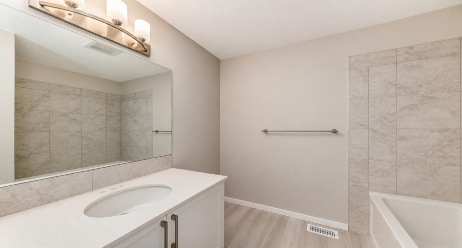 245 Redstone, Calgary, Alberta T3N 1M6, 3 Bedroom Bedrooms, 0 ,2 BathroomBathrooms,Residential,For Sale,Redstone,0,A2327755