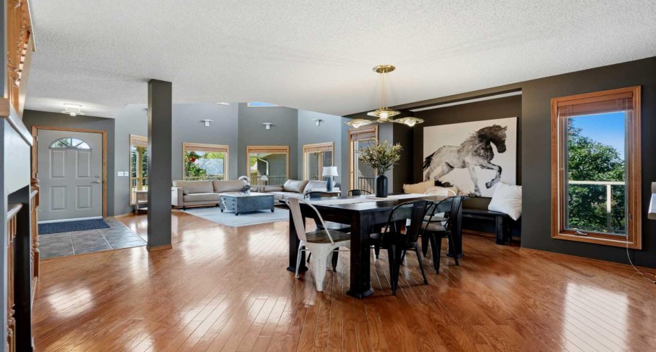 131 Edgebrook Circle, Calgary, Alberta T3A5A4, 6 Bedroom Bedrooms, 0 ,4 BathroomBathrooms,Residential,For Sale,Edgebrook,0,A2327756