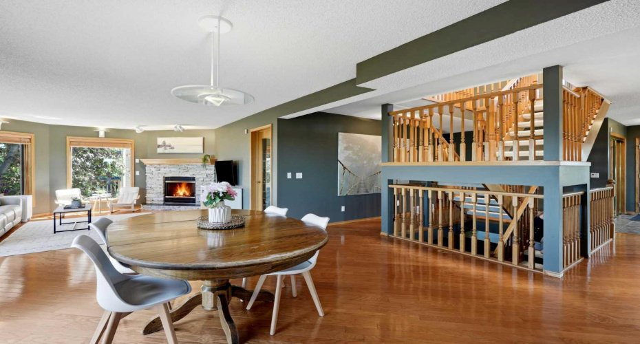 131 Edgebrook Circle, Calgary, Alberta T3A5A4, 6 Bedroom Bedrooms, 0 ,4 BathroomBathrooms,Residential,For Sale,Edgebrook,0,A2327756