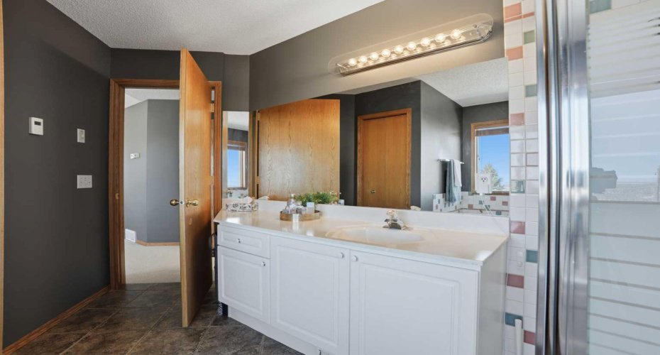 Primary ensuite