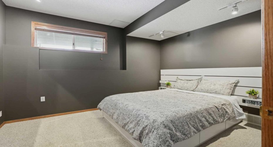 6th Bedroom