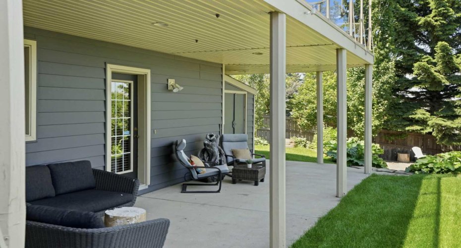131 Edgebrook Circle, Calgary, Alberta T3A5A4, 6 Bedroom Bedrooms, 0 ,4 BathroomBathrooms,Residential,For Sale,Edgebrook,0,A2327756