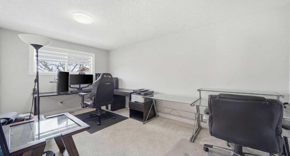 151 Templevale Place, Calgary, Alberta T1Y 4V6, 3 Bedroom Bedrooms, 0 ,2 BathroomBathrooms,Residential,For Sale,Templevale,0,A2327769