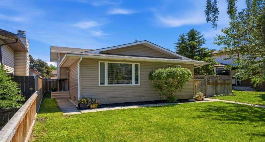 151 Templevale Place, Calgary, Alberta T1Y 4V6, 3 Bedroom Bedrooms, 0 ,2 BathroomBathrooms,Residential,For Sale,Templevale,0,A2327769