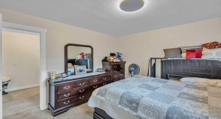 107 Taracove Landing, Calgary, Alberta T3J 4S7, 8 Bedroom Bedrooms, 0 ,6 BathroomBathrooms,Residential,For Sale,Taracove,0,A2327771