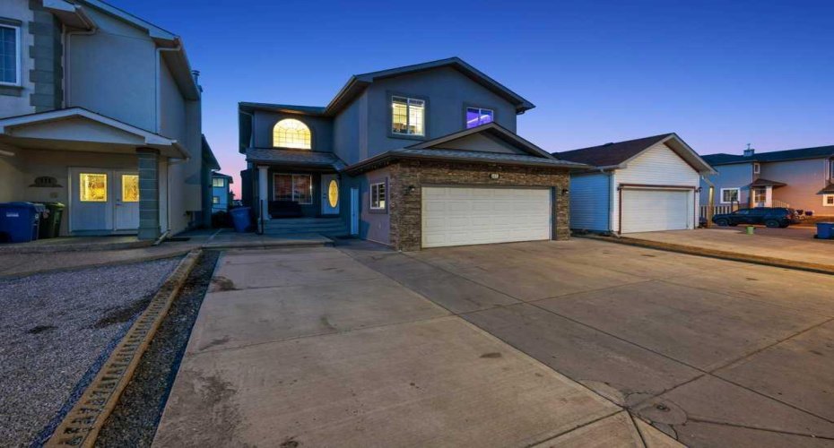 107 Taracove Landing, Calgary, Alberta T3J 4S7, 8 Bedroom Bedrooms, 0 ,6 BathroomBathrooms,Residential,For Sale,Taracove,0,A2327771