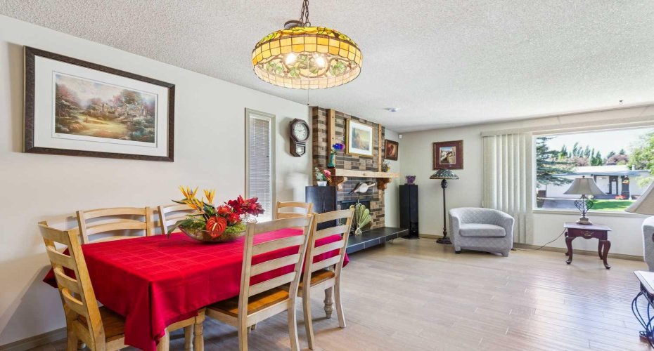 612 Cantrell Place, Calgary, Alberta T2W 2E5, 3 Bedroom Bedrooms, 0 ,3 BathroomBathrooms,Residential,For Sale,Cantrell,0,A2319051