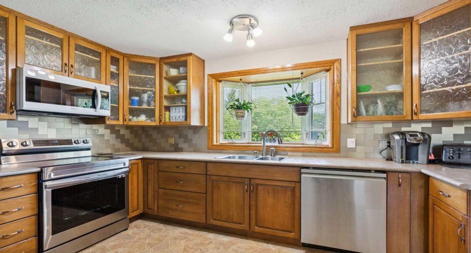 612 Cantrell Place, Calgary, Alberta T2W 2E5, 3 Bedroom Bedrooms, 0 ,3 BathroomBathrooms,Residential,For Sale,Cantrell,0,A2319051
