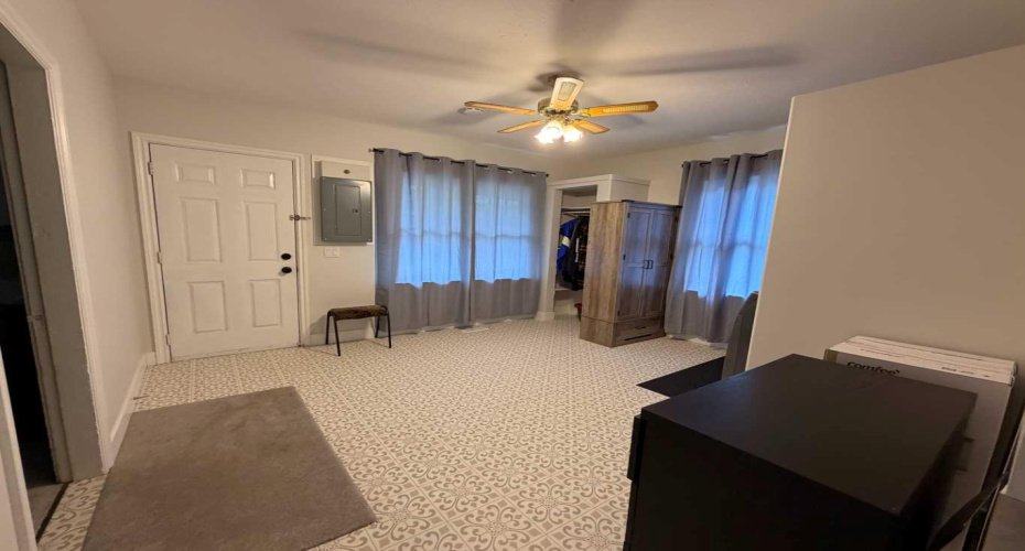 5003 55 Ave, Ponoka, Alberta T4J 1H3, 3 Bedroom Bedrooms, 0 ,1 BathroomBathrooms,Residential,For Sale,55 Ave,0,A2322139