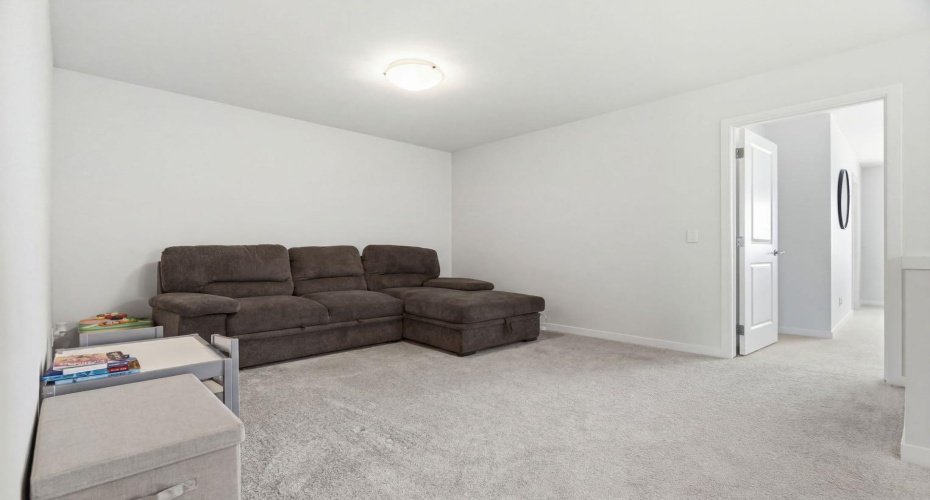 54 Belmont Manor, Calgary, Alberta T2X 5E4, 6 Bedroom Bedrooms, 0 ,4 BathroomBathrooms,Residential,For Sale,Belmont,0,A2322226