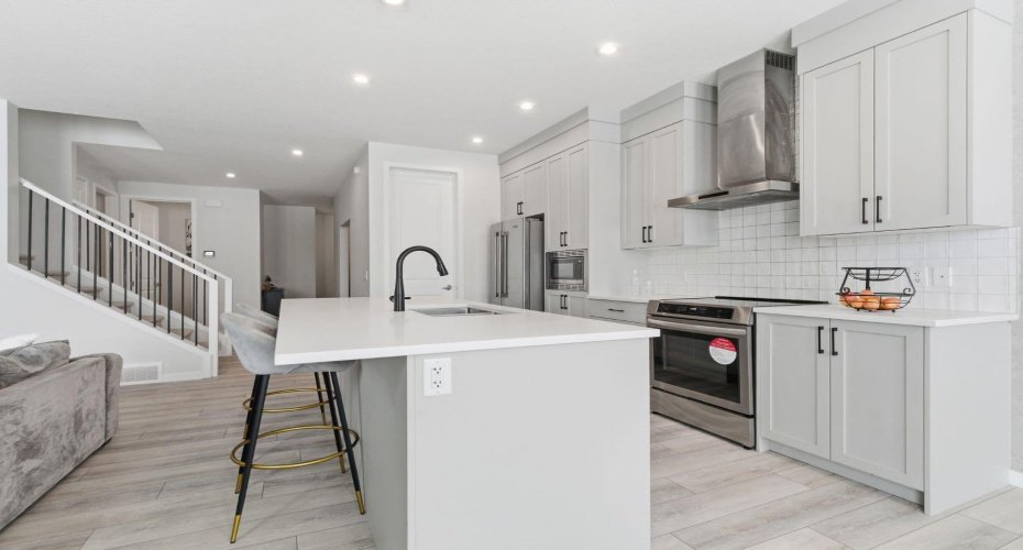 54 Belmont Manor, Calgary, Alberta T2X 5E4, 6 Bedroom Bedrooms, 0 ,4 BathroomBathrooms,Residential,For Sale,Belmont,0,A2322226