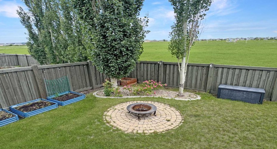 12601 105 Street, Grande Prairie, Alberta T8V 2N3, 4 Bedroom Bedrooms, 0 ,4 BathroomBathrooms,Residential,For Sale,105,0,A2322736