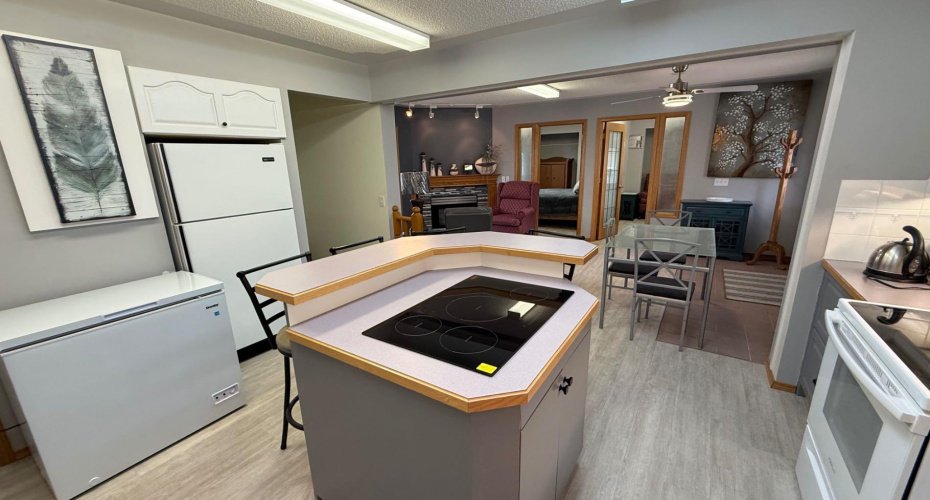 307 4 Avenue, Hanna, Alberta T0J1P0, 3 Bedroom Bedrooms, 0 ,2 BathroomBathrooms,Residential,For Sale,4,0,A2322976
