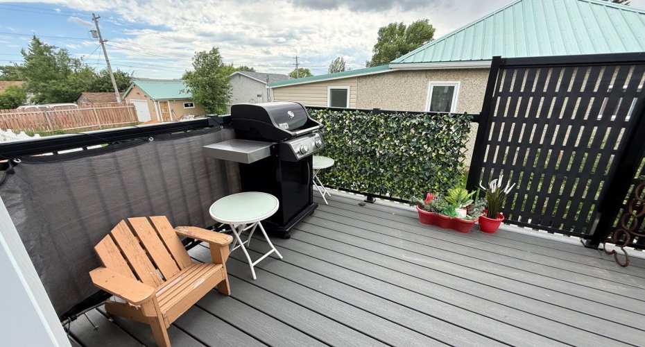 307 4 Avenue, Hanna, Alberta T0J1P0, 3 Bedroom Bedrooms, 0 ,2 BathroomBathrooms,Residential,For Sale,4,0,A2322976