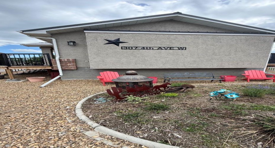 307 4 Avenue, Hanna, Alberta T0J1P0, 3 Bedroom Bedrooms, 0 ,2 BathroomBathrooms,Residential,For Sale,4,0,A2322976