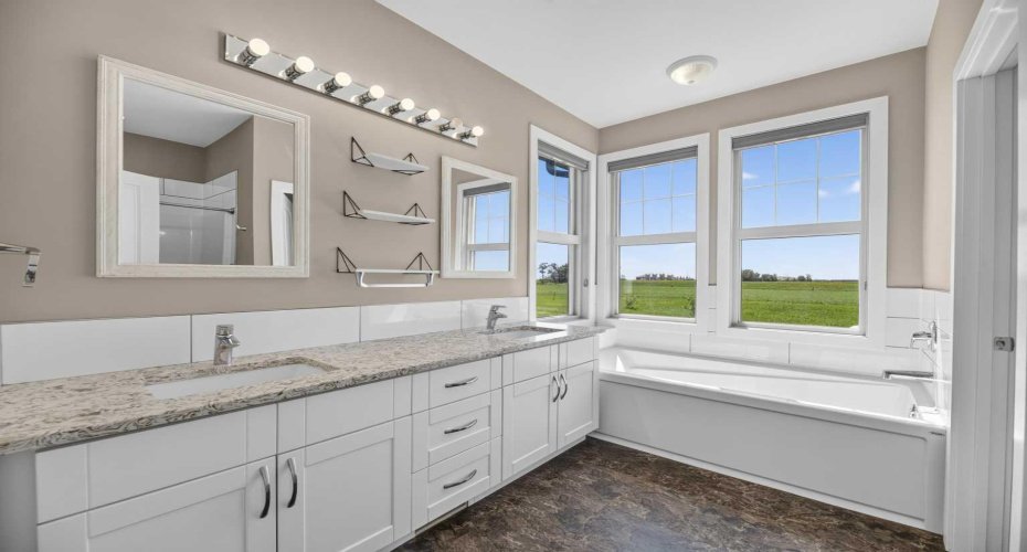 31340 Range Road 270, Didsbury, Alberta T0M0W0, 3 Bedroom Bedrooms, 0 ,3 BathroomBathrooms,Residential,For Sale,Range Road 270,0,A2323103