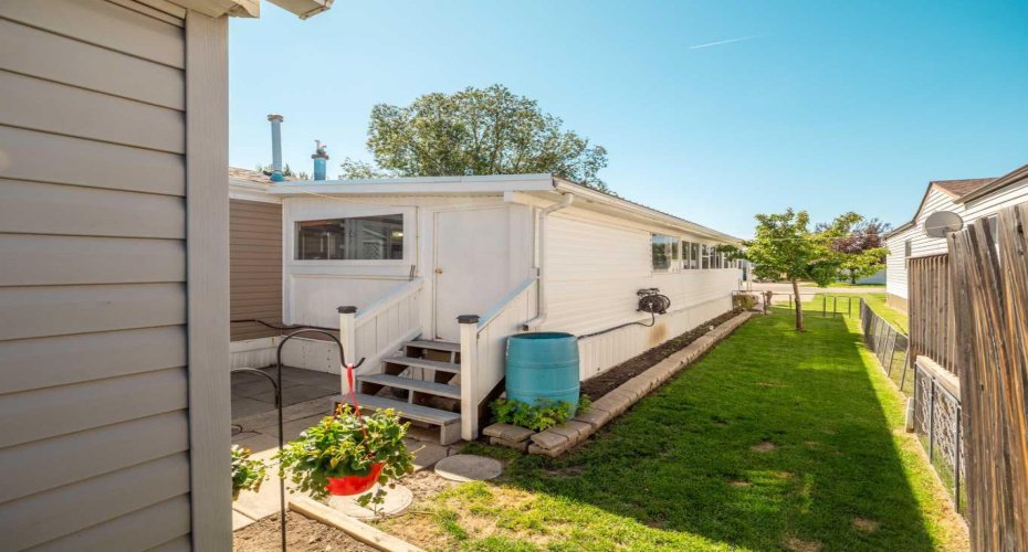 22 Westover Crescent, Claresholm, Alberta T0L 0T0, 3 Bedroom Bedrooms, 0 ,2 BathroomBathrooms,Residential,For Sale,Westover,0,A2323132