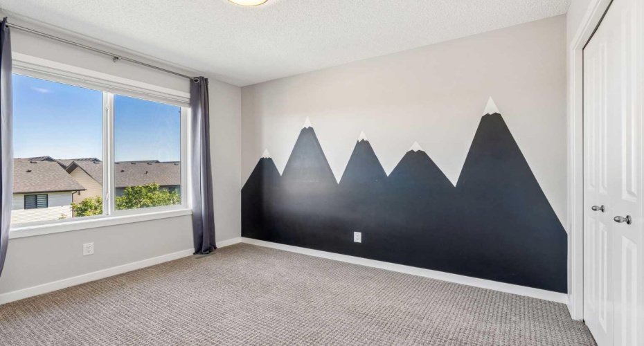 549 Hillcrest Road, Airdrie, Alberta T4B4H6, 3 Bedroom Bedrooms, 0 ,3 BathroomBathrooms,Residential,For Sale,Hillcrest,0,A2323641