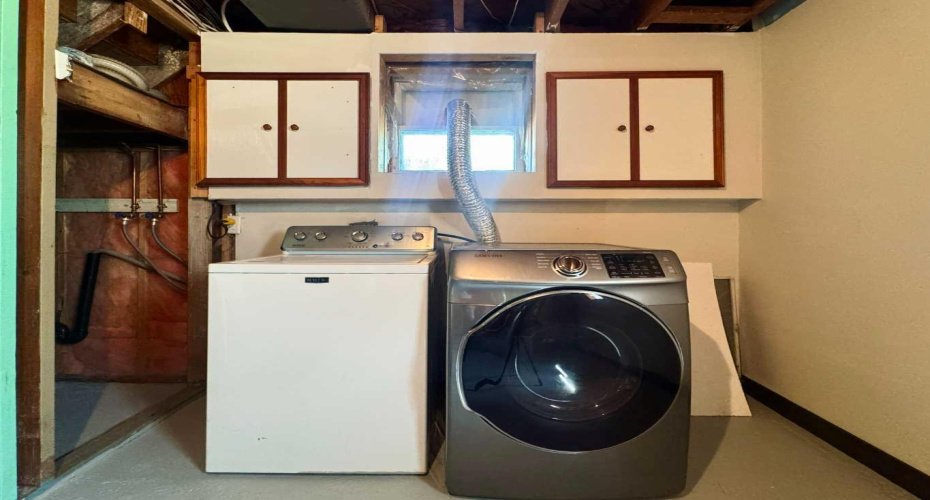 Laundry/ Utility Room