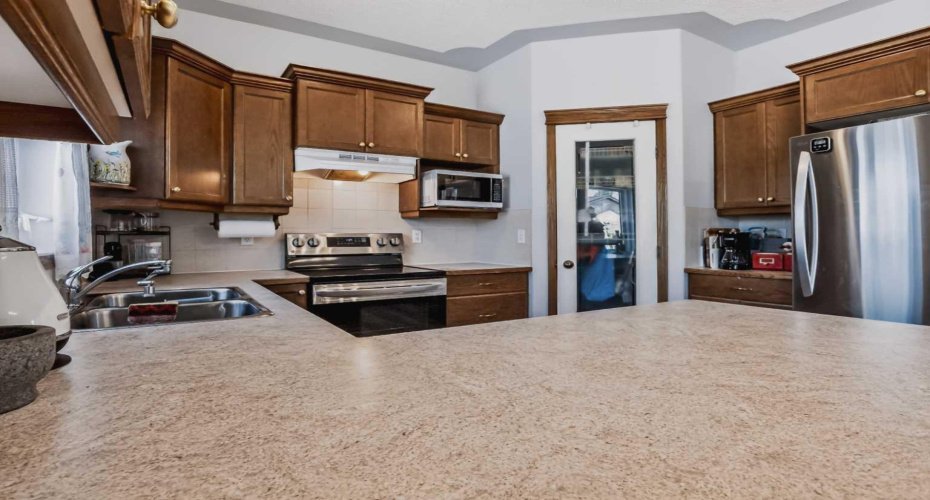 2806 22 Street, Nanton, Alberta T0L 1R0, 3 Bedroom Bedrooms, 0 ,2 BathroomBathrooms,Residential,For Sale,22,0,A2323709