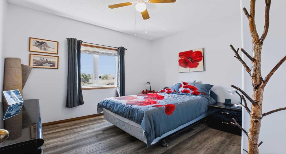 2806 22 Street, Nanton, Alberta T0L 1R0, 3 Bedroom Bedrooms, 0 ,2 BathroomBathrooms,Residential,For Sale,22,0,A2323709