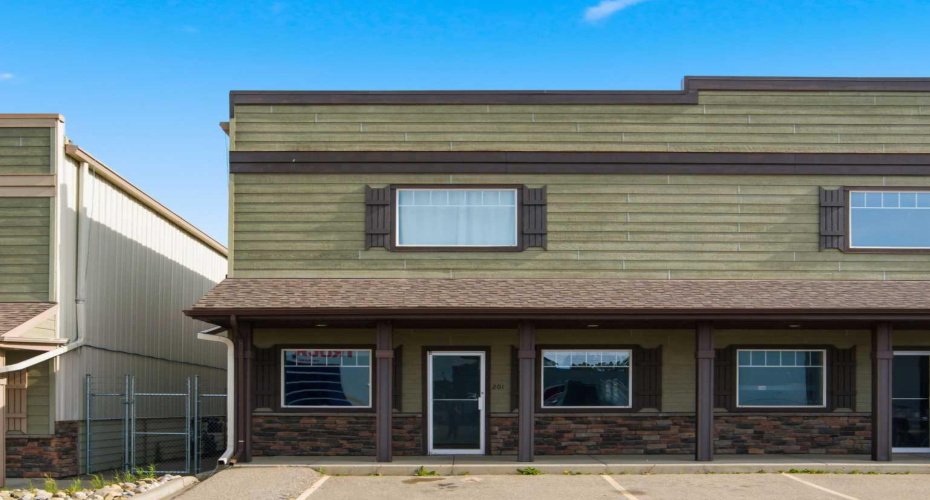 220 3 Street, Diamond Valley, Alberta T0L 0H0, 0 , 0 ,0,Commercial,For Lease,JKR Business Park,3,0,A2323894