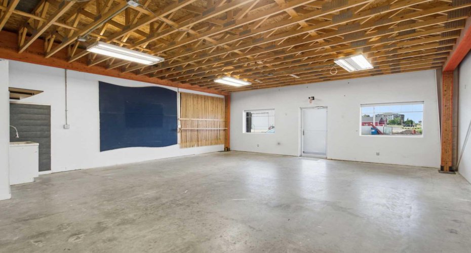 220 3 Street, Diamond Valley, Alberta T0L 0H0, 0 , 0 ,0,Commercial,For Lease,JKR Business Park,3,0,A2323894