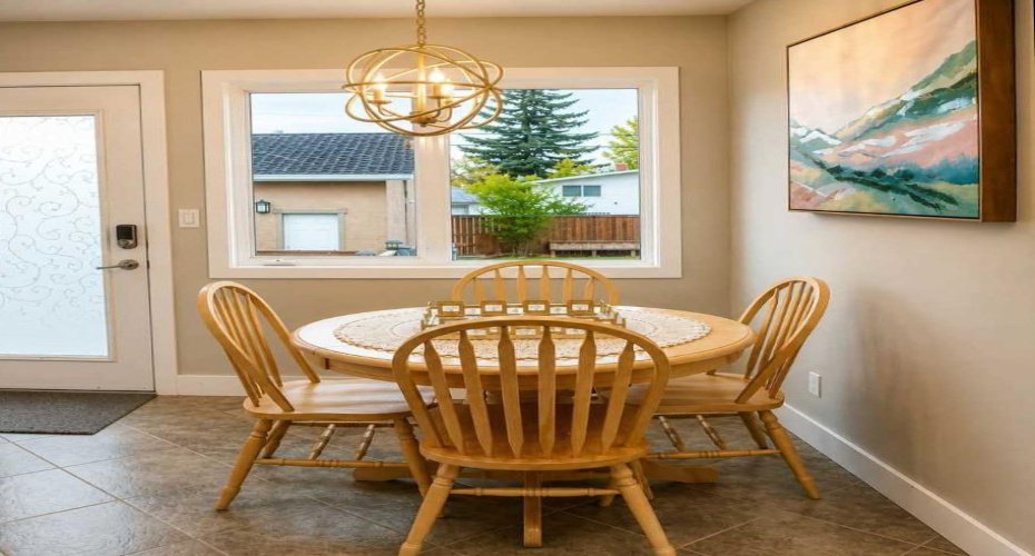 DINNING ROOM