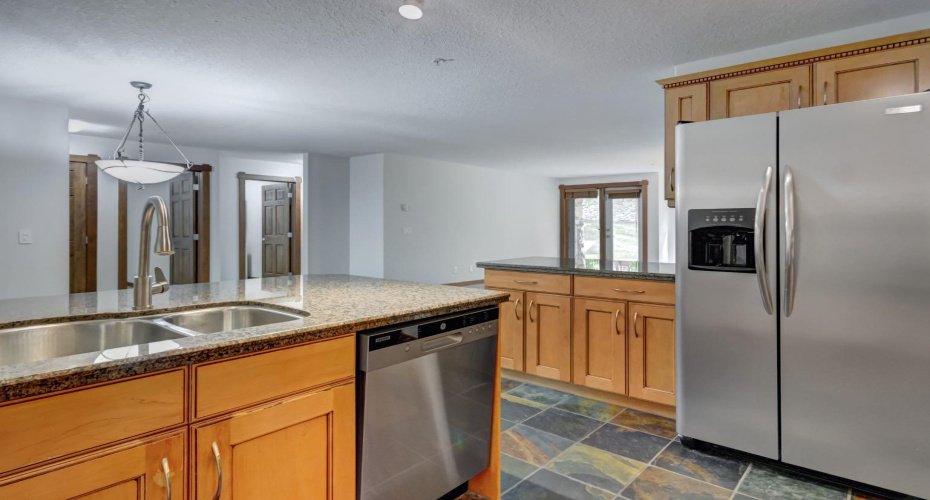 170 Crossbow Place, Canmore, Alberta T1W3H4, 2 Bedroom Bedrooms, 0 ,2 BathroomBathrooms,Residential,For Sale,Crossbow,0,A2324845