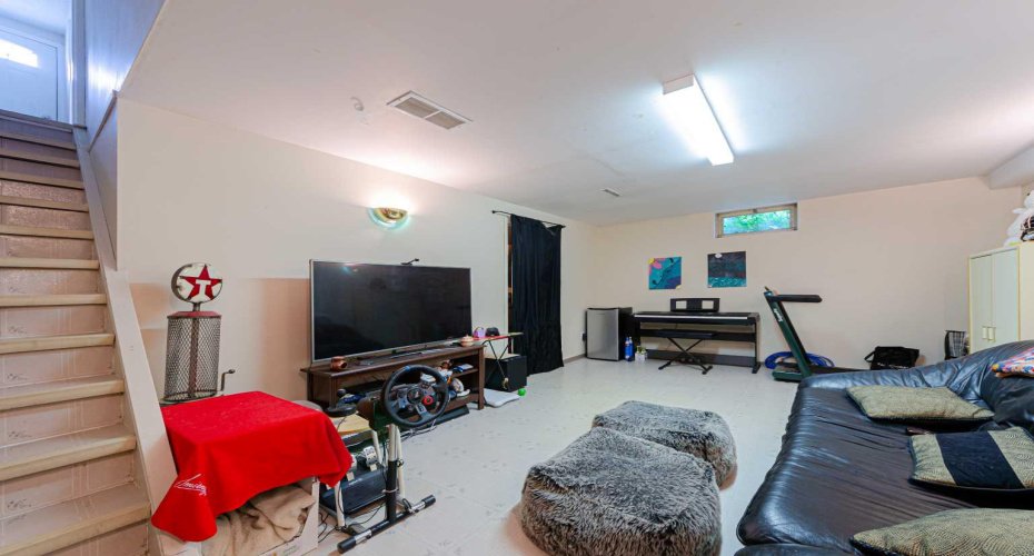 5412 14 Avenue, Calgary, Alberta T2A 0L3, 2 Bedroom Bedrooms, 0 ,2 BathroomBathrooms,Residential,For Sale,14,0,A2324889